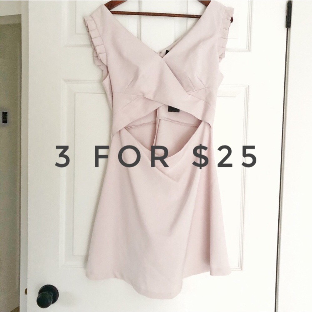 3 FOR $25 NWT Dynamite fit and flare cutout dress